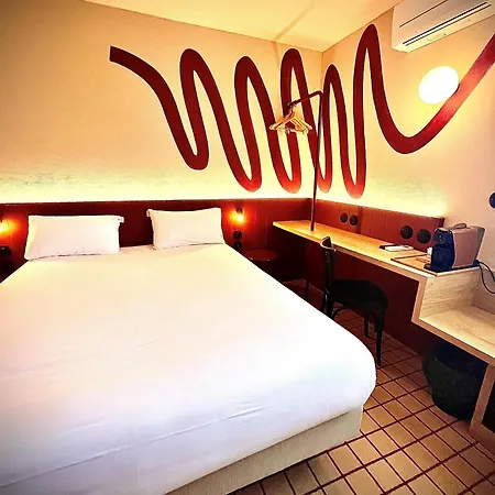 Western Du Phare Hotel Mérignac