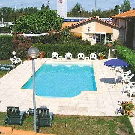 Western Du Phare Hotel 3*