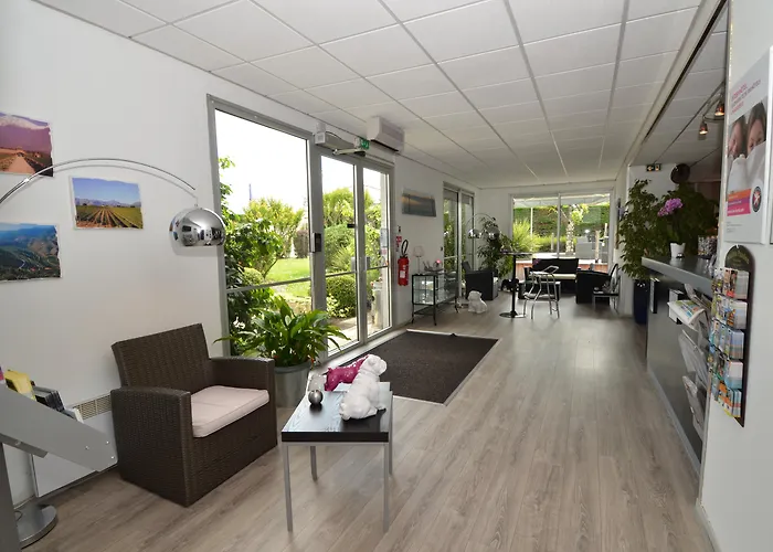 Western Du Phare Hotel