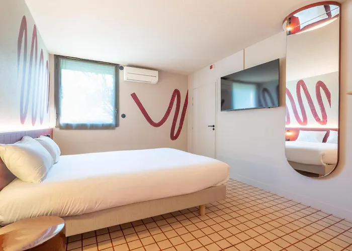 Western Du Phare Hotel 3*